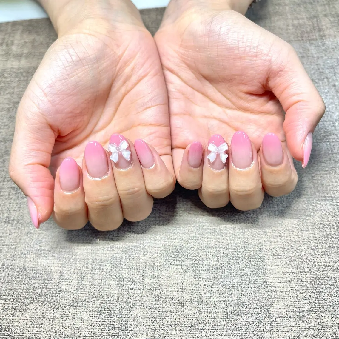 🎀カラ一グラデ一ション【クリアベ一ス】の写真