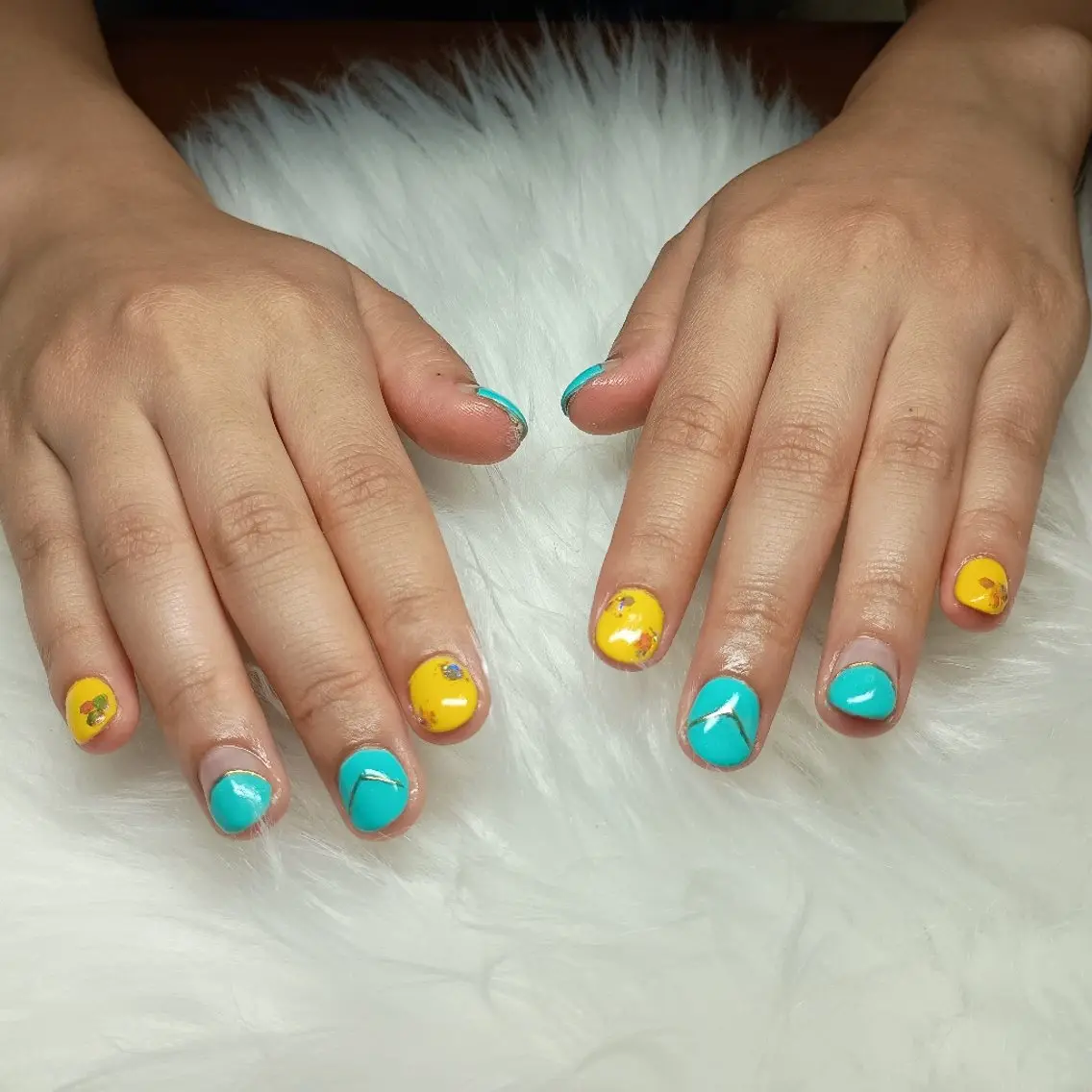 ネイル Reivl  Nails のネイルデザイン