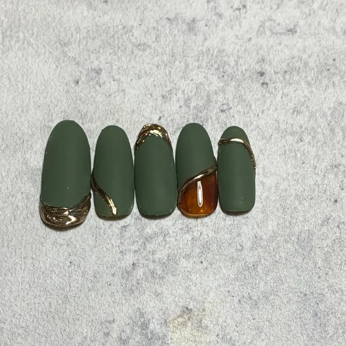 ネイル FIORITURA aiのネイルデザイン