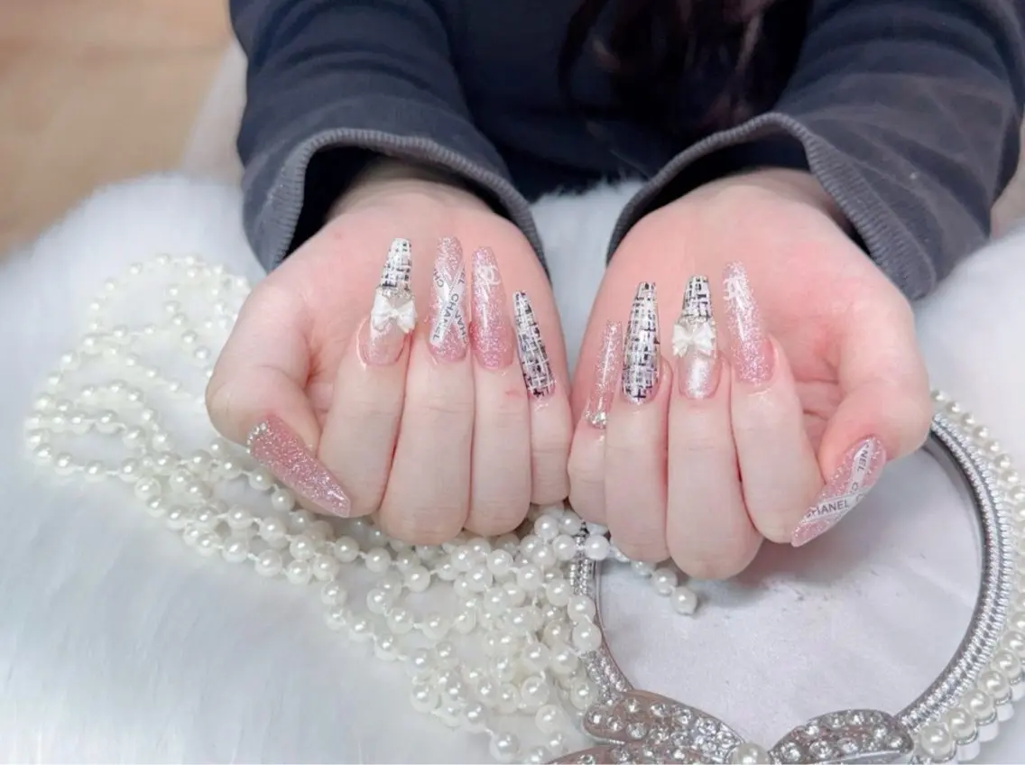 ネイル キラキラネイル 韓国ネイル ワンホンネイル IVY NAIL SALON｜富山のネイルデザイン