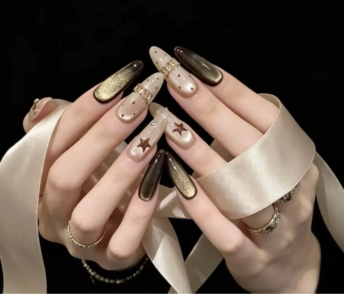ネイル 秋 Nailsのネイルデザイン