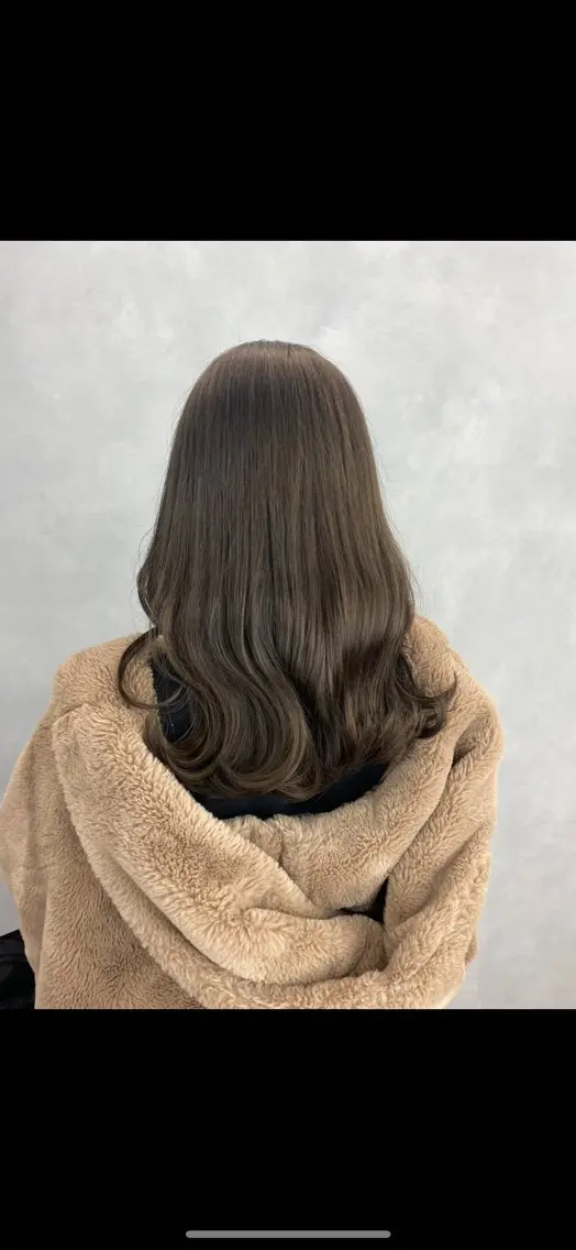 【カット＋艶カラー＋トリートメント】の写真