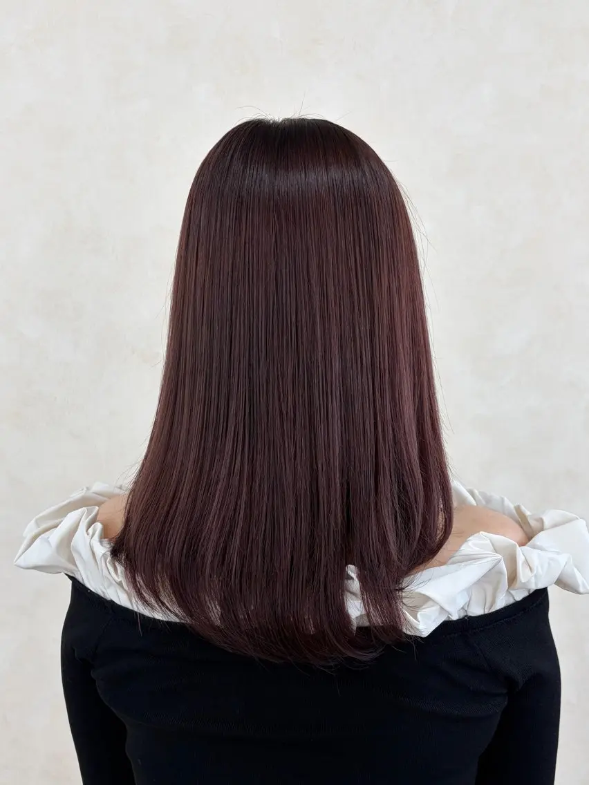 ミディアム カラー カシス ヘアカラー トリートメント 倉澤 愛理のヘアスタイル