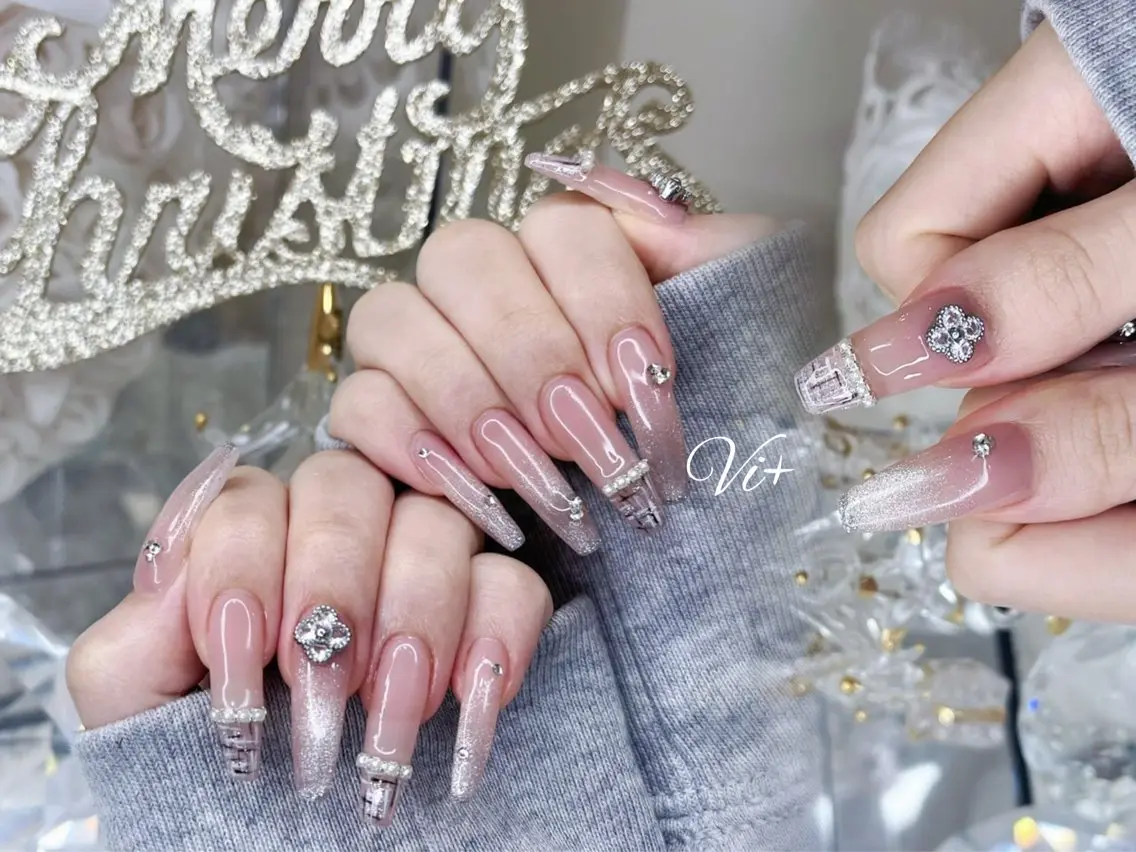 ネイル ハンドネイル ✨Nailsalon Vi+✨のネイルデザイン