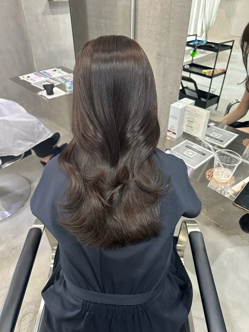 セミロング カラー 本場韓国ヘア特化 아이비/Aibiのヘアスタイル
