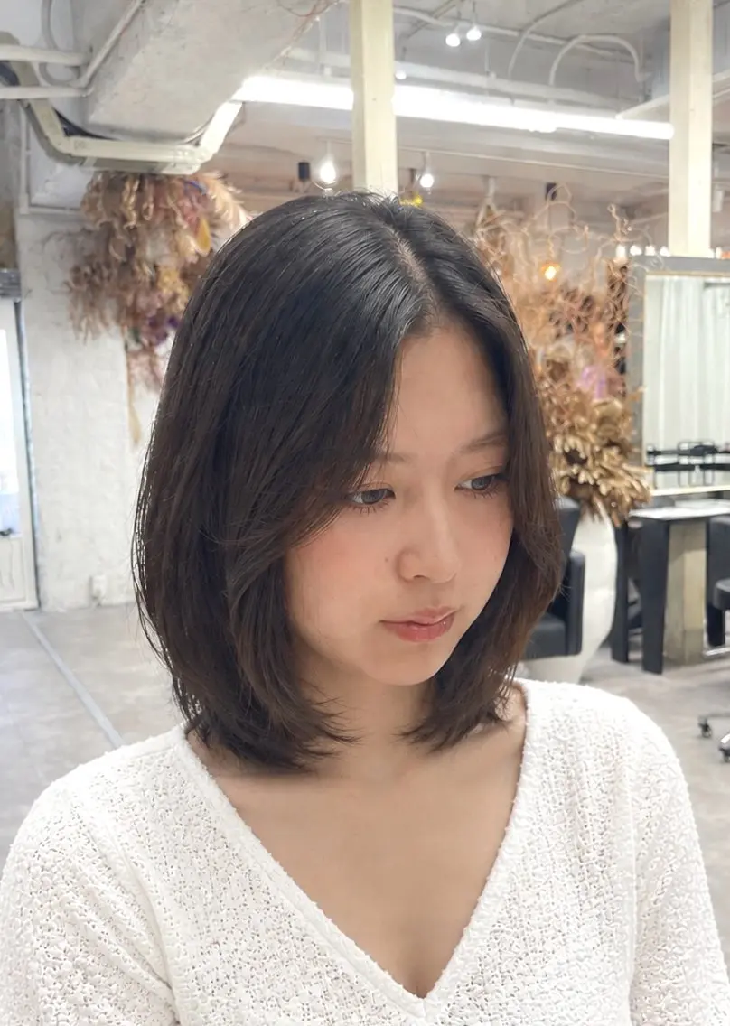 ミディアム いちかわ ことねのヘアスタイル
