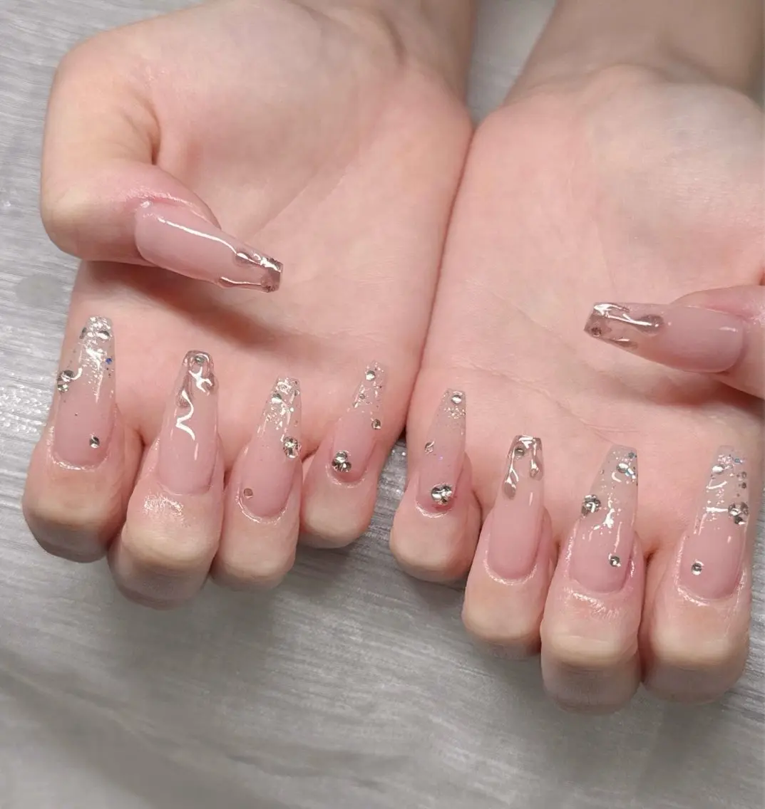 ネイル 長さ出し グラデーション 卒業式 キラキラネイル マグネットネイル ハンドネイル Lee Nailsのネイルデザイン