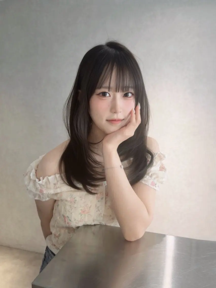 セミロング カラー パーマ ヘアアレンジ 葵 本番韓国美容師 レイヤーカットのヘアスタイル
