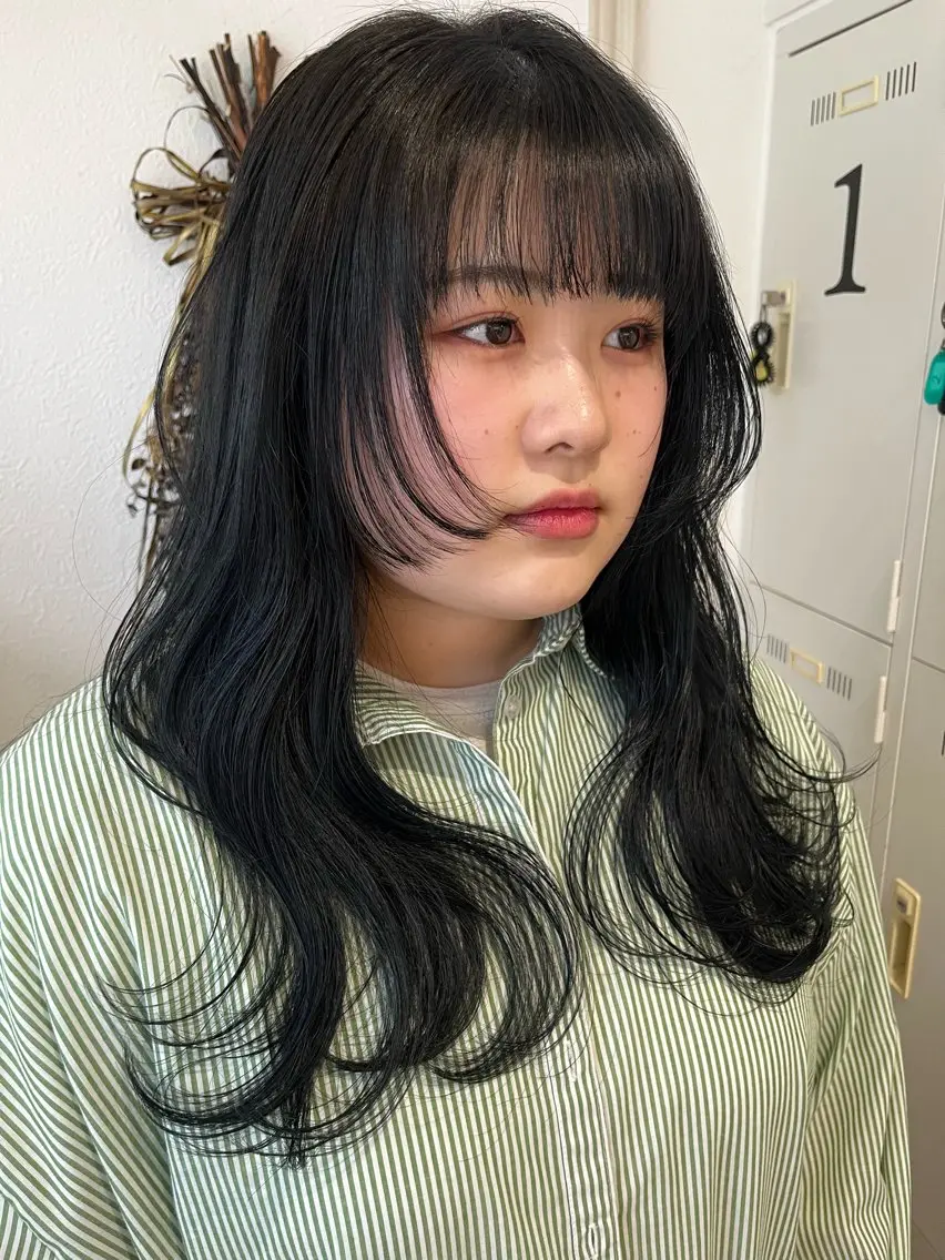 【平日限定】🌷ダメージ抑えて毛先ちゅるん🌷似合わせスタイル／小顔カット😌透明感溢れるまろみカラーで垢抜けヘア✨の写真