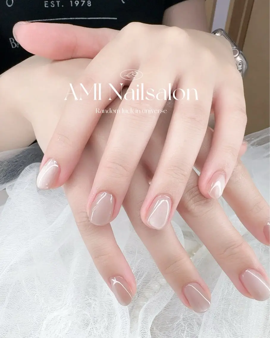 ショート ハンドネイル AMI Nailsalonのネイルデザイン