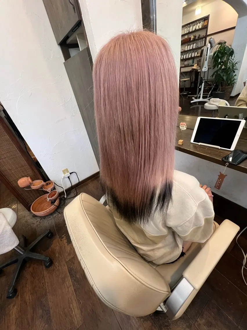 ロング カラー 黒髪 カット ヘアカラー Asia kanaのヘアスタイル