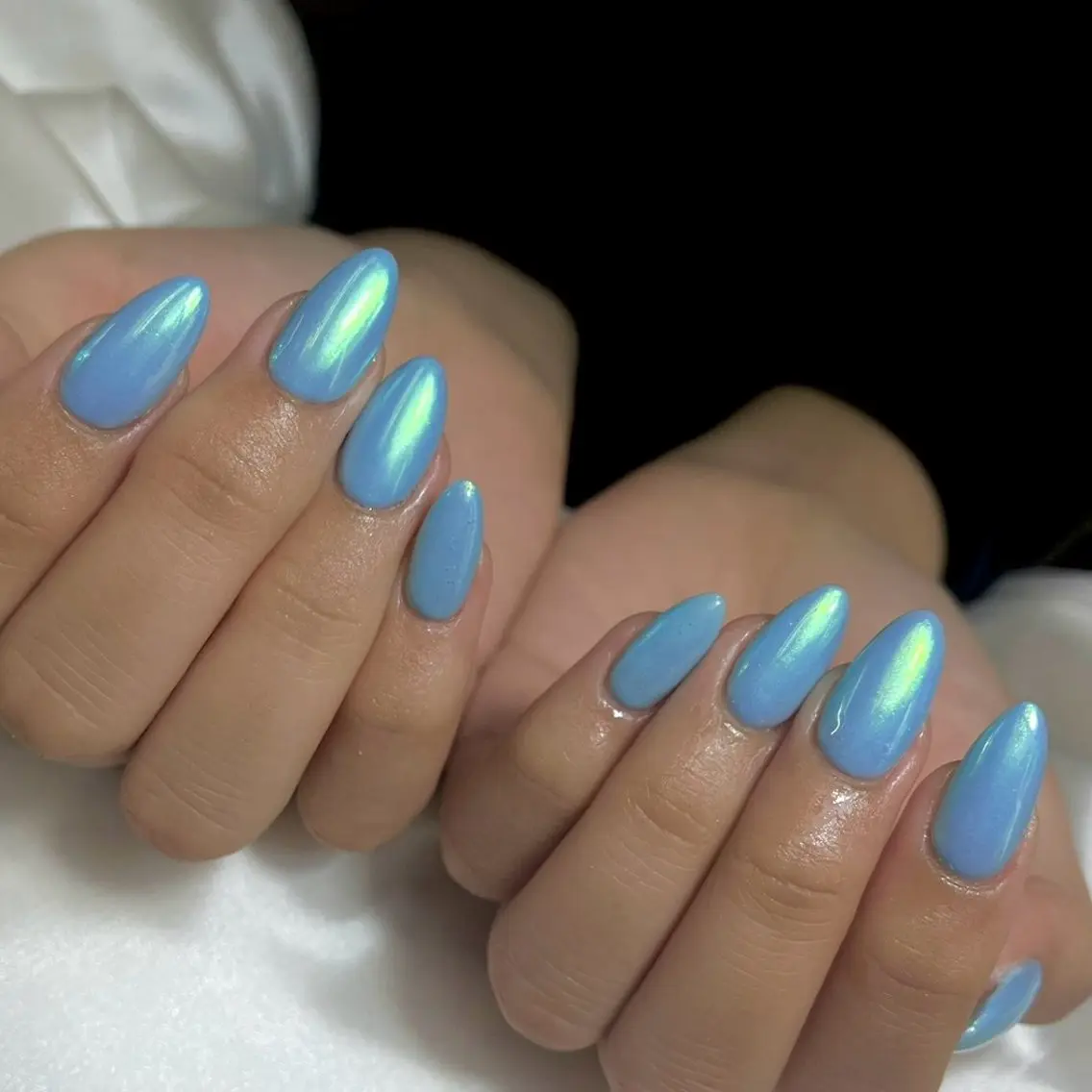 ネイル チークネイル 長さ出し フットネイル ジェルネイル 卒業式 𝓐𝓷𝓻𝓲 XiinhNailのネイルデザイン