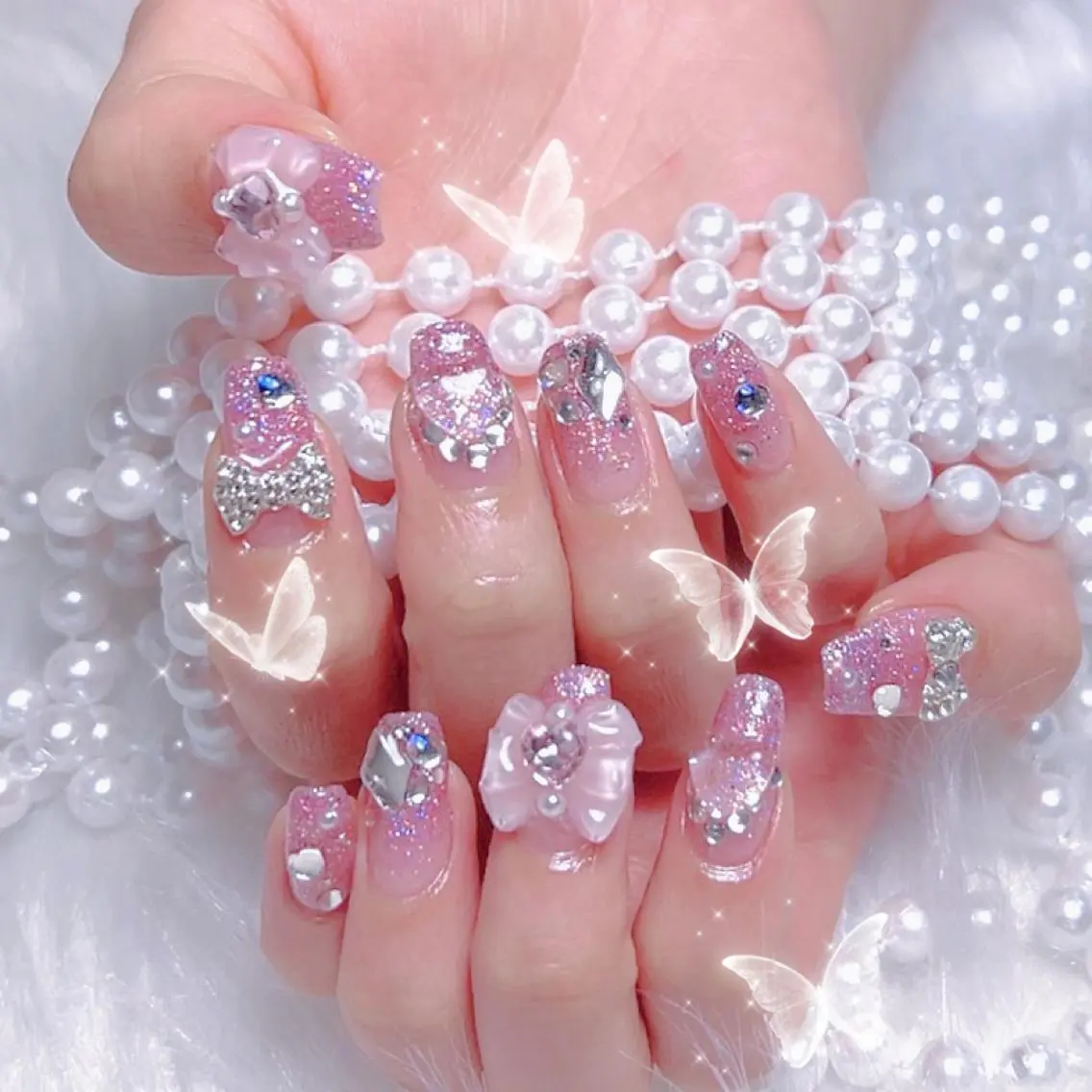 ネイル リリ 奈🎀のネイルデザイン