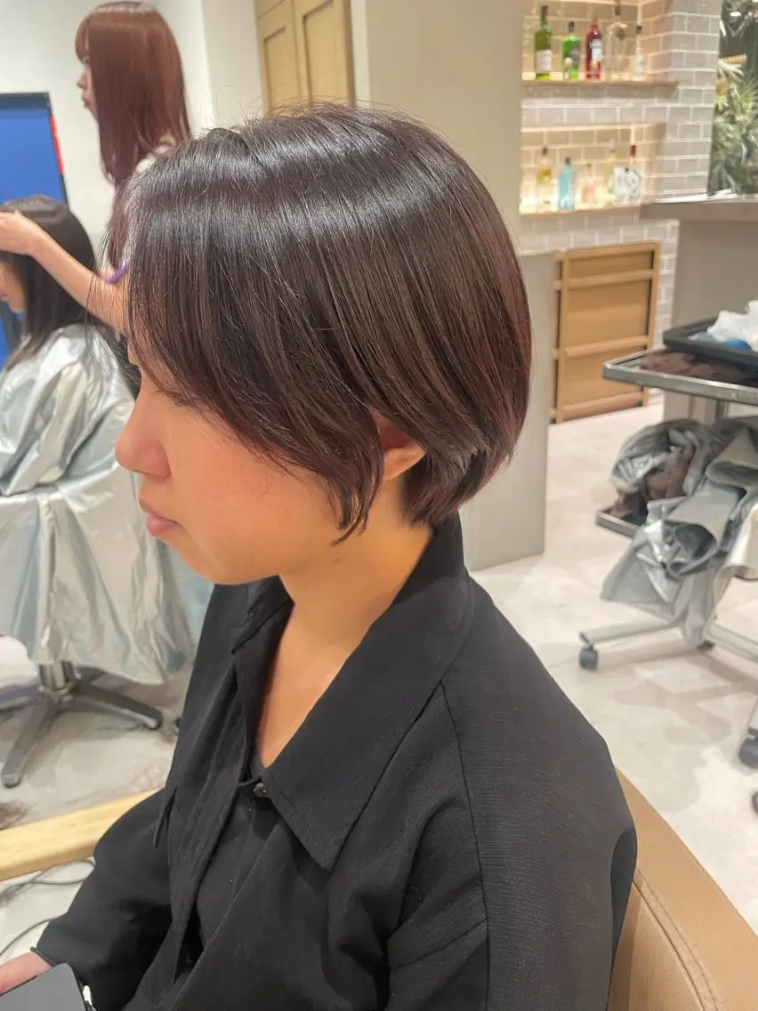 ショート momo🍑🎀 ボブショートカット✨のヘアスタイル