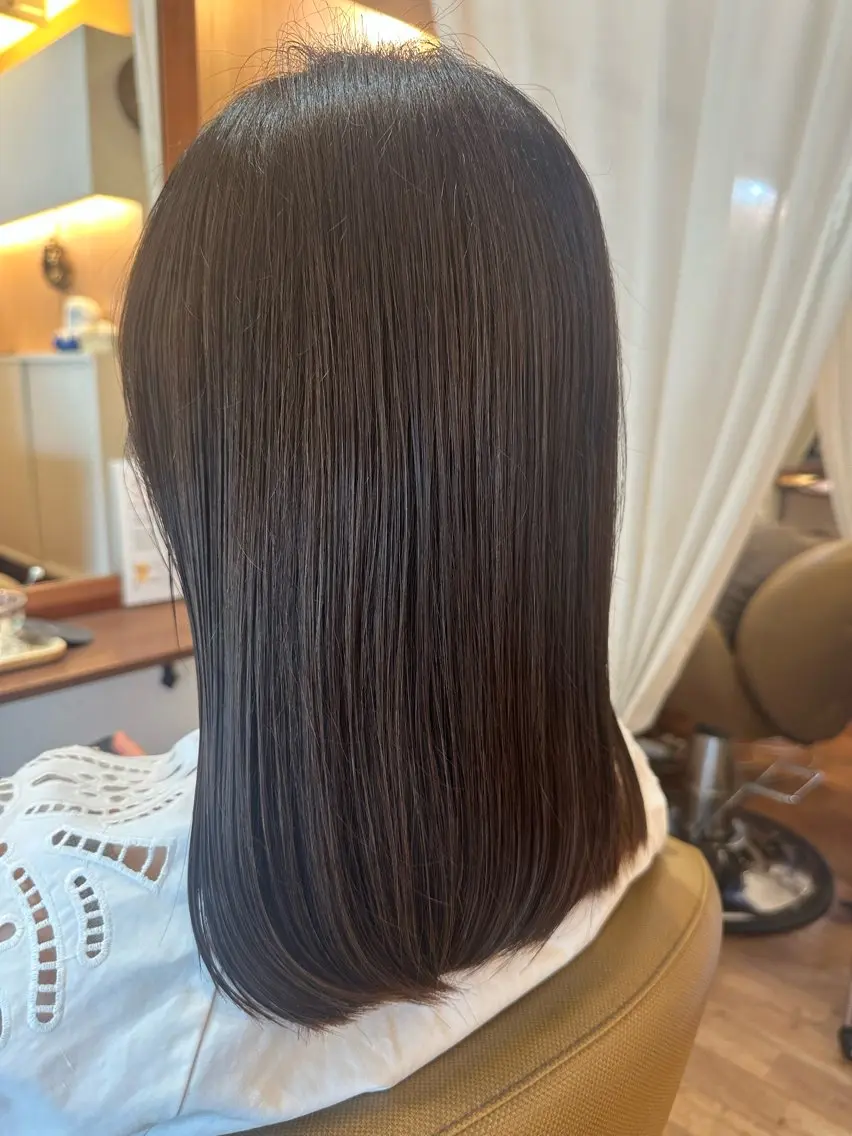 ミディアム 髪質改善 カット 縮毛矯正 トリートメント 松下 由香里のヘアスタイル