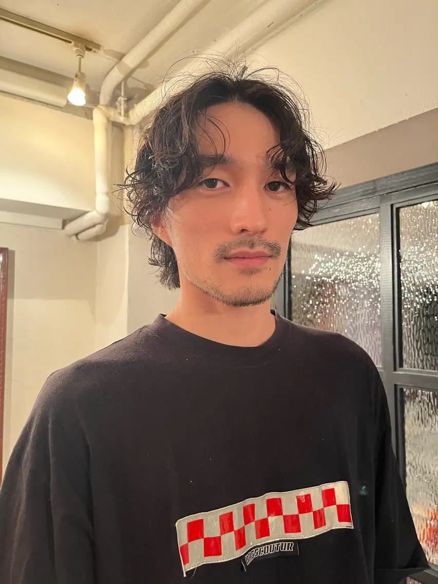 ショート パーマ メンズ メンズパーマ ショートヘア ニュアンスパーマ 🧸メンズカット 🧸conatsuのヘアスタイル