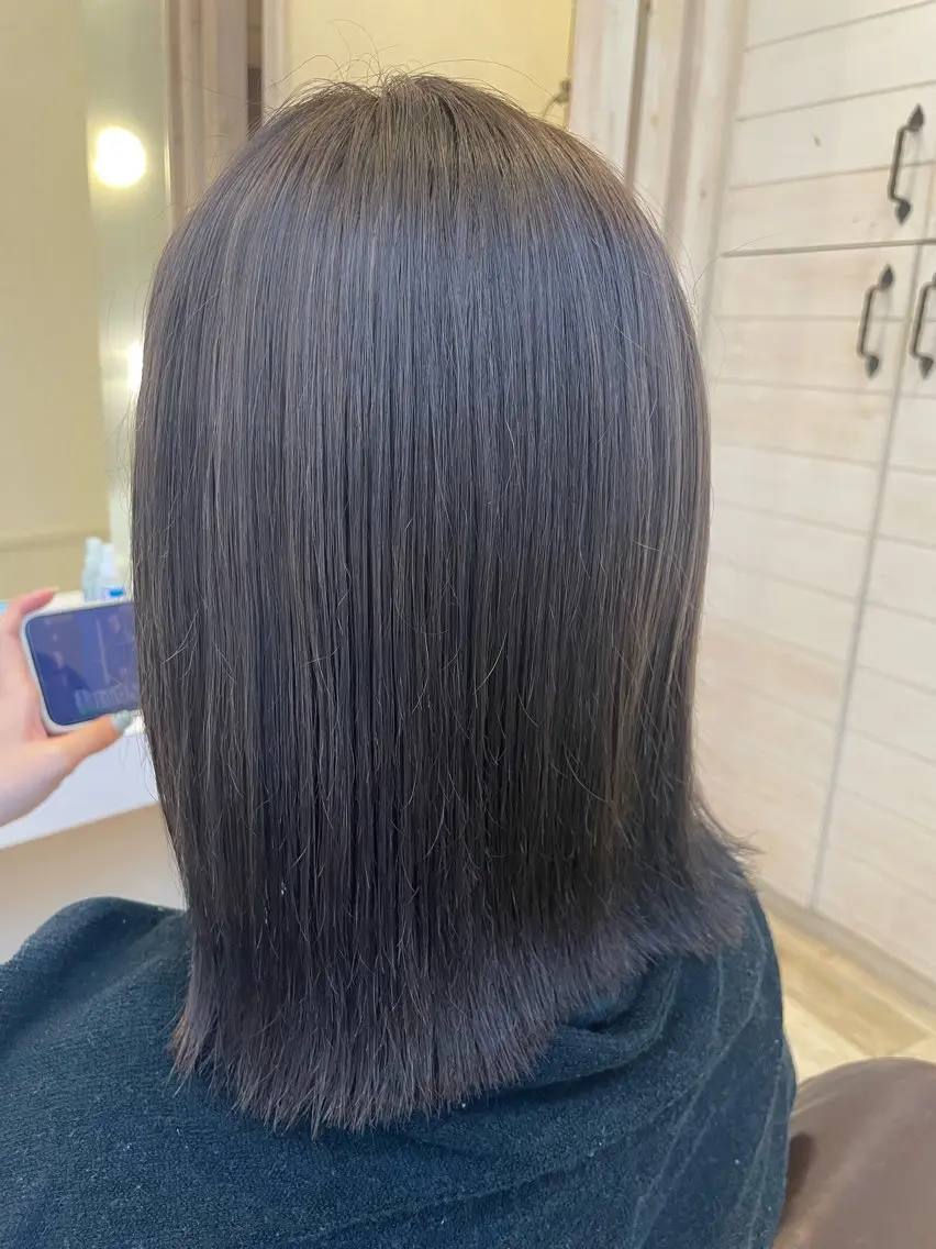 ミディアム カラー ベージュカラー ラベンダーカラー 東恩納 誠のヘアスタイル
