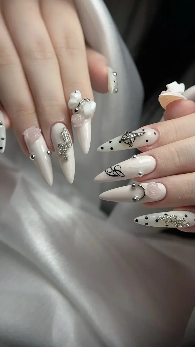 ネイル ハンドネイル SHE Nailのネイルデザイン
