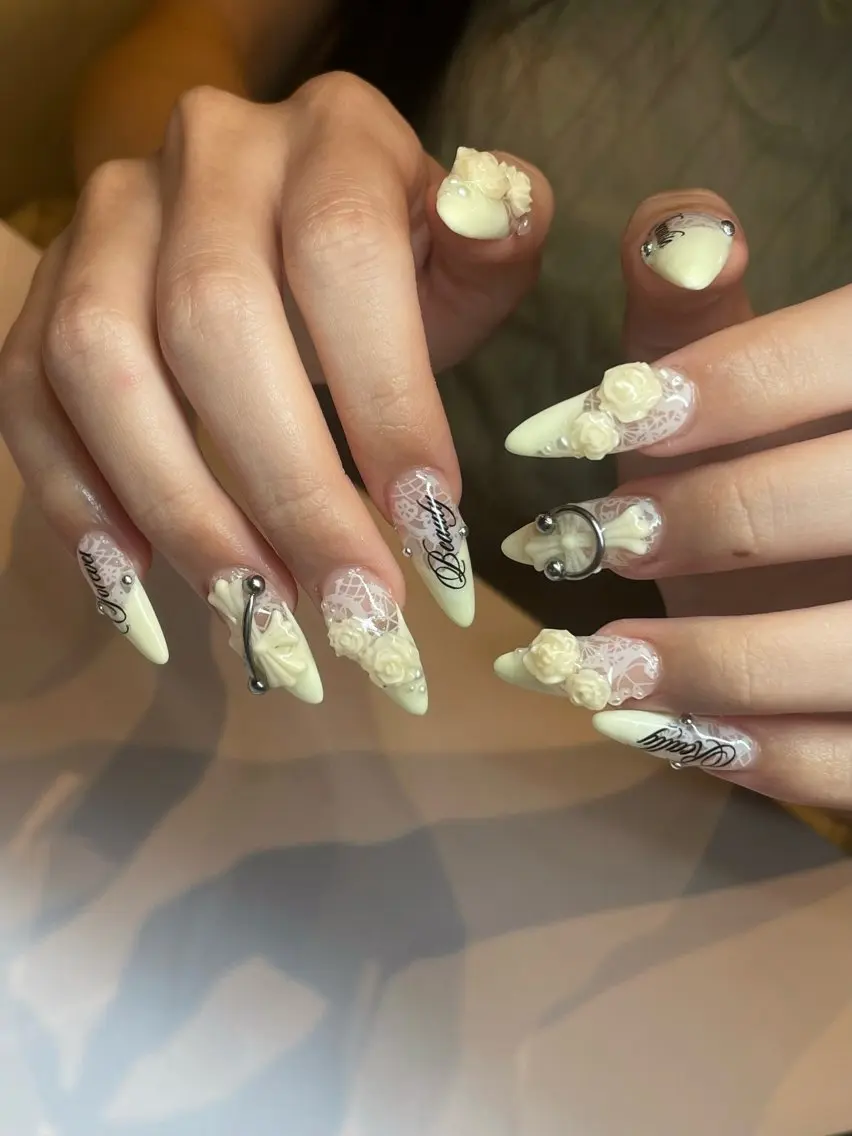 ネイル ハンドネイル すず/ Betty Nailのネイルデザイン