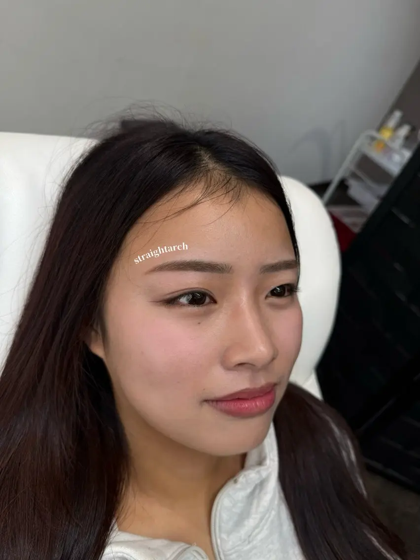 メンズ アイブロウ iBROW. 熊見怜奈の眉毛・アイブロウイメージ