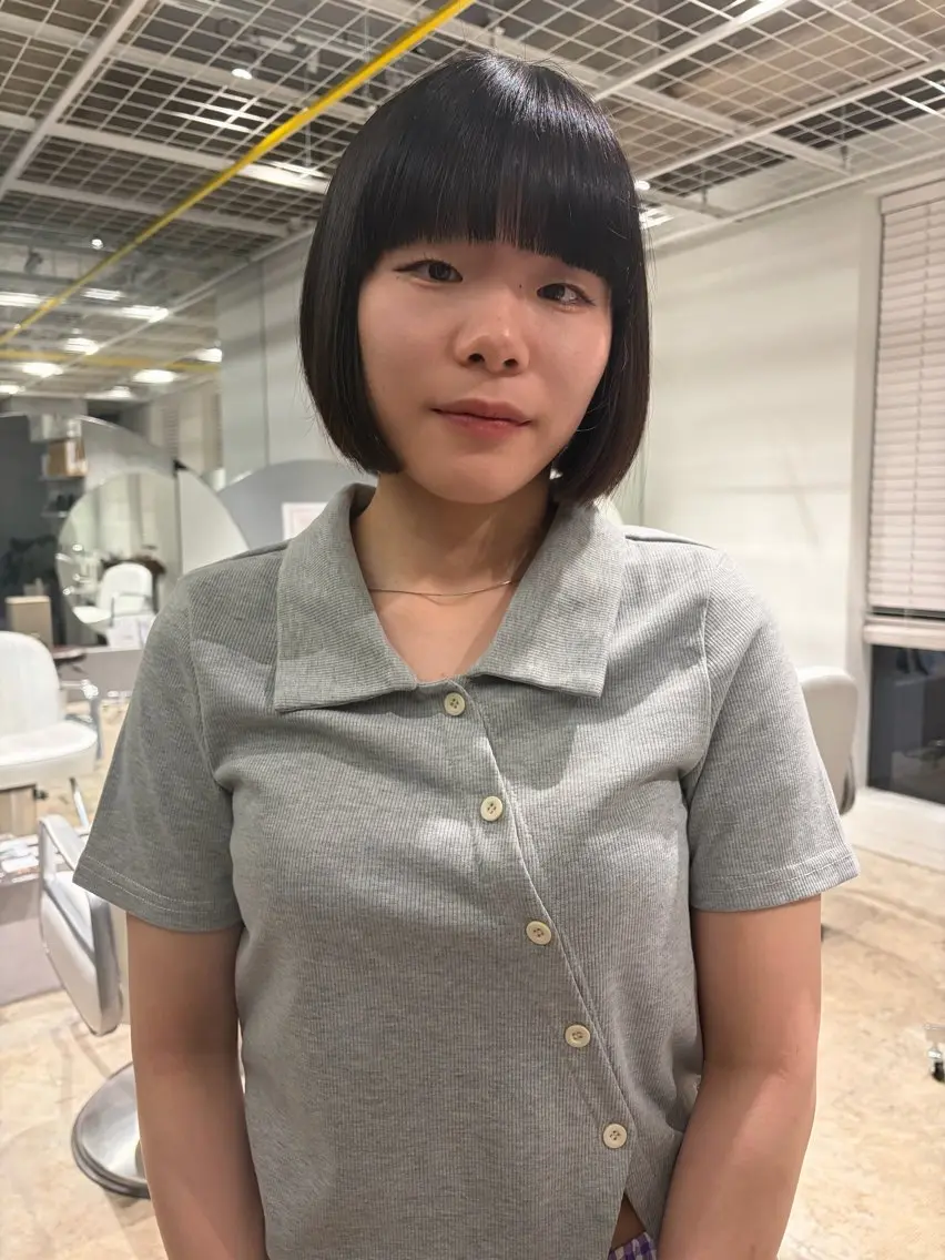 ショート ボブ カット 村越 琉花のヘアスタイル