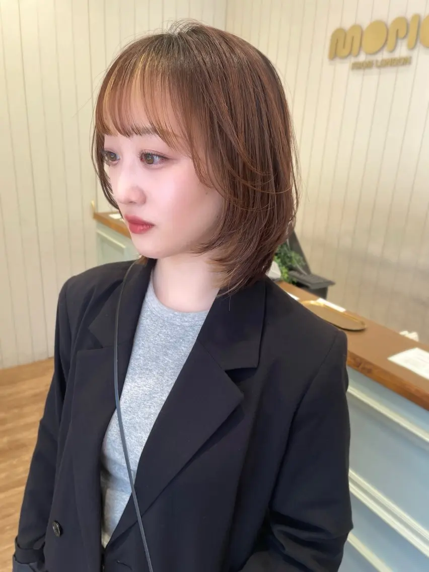 ミディアム カット レイヤー／大宮／韓国 🤍AYA🤍のヘアスタイル