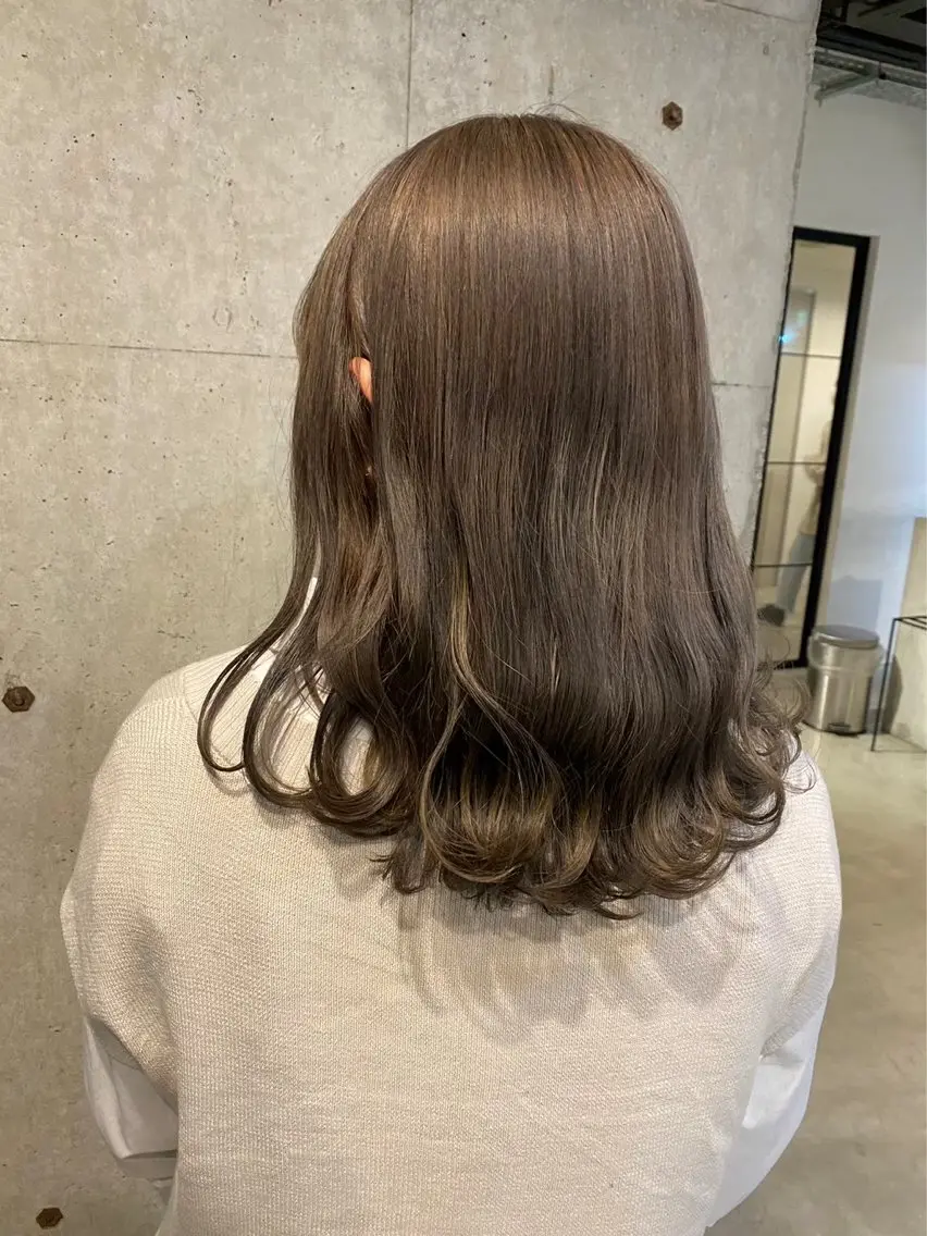 セミロング ヘアカラー トリートメント ベージュカラー/新潟 カラー特化/落合優吾のヘアスタイル