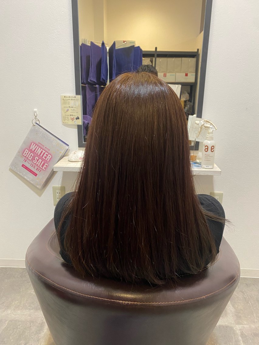 セミロング カラー ヘアカラー 湯浅 風希のヘアスタイル