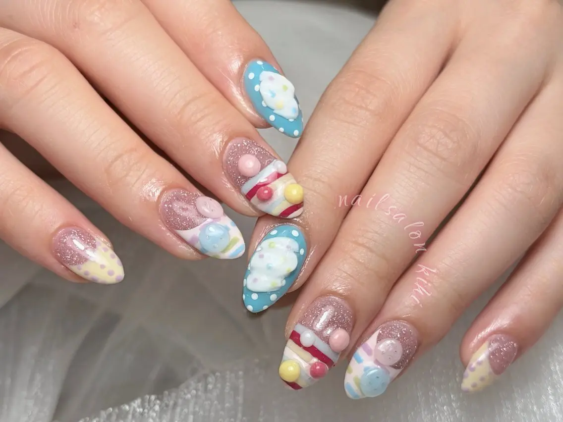 ネイル 長さ出し ジェルネイル マグネットネイル 持ち込み ニュアンスネイル ハンドネイル キ ヒのネイルデザイン