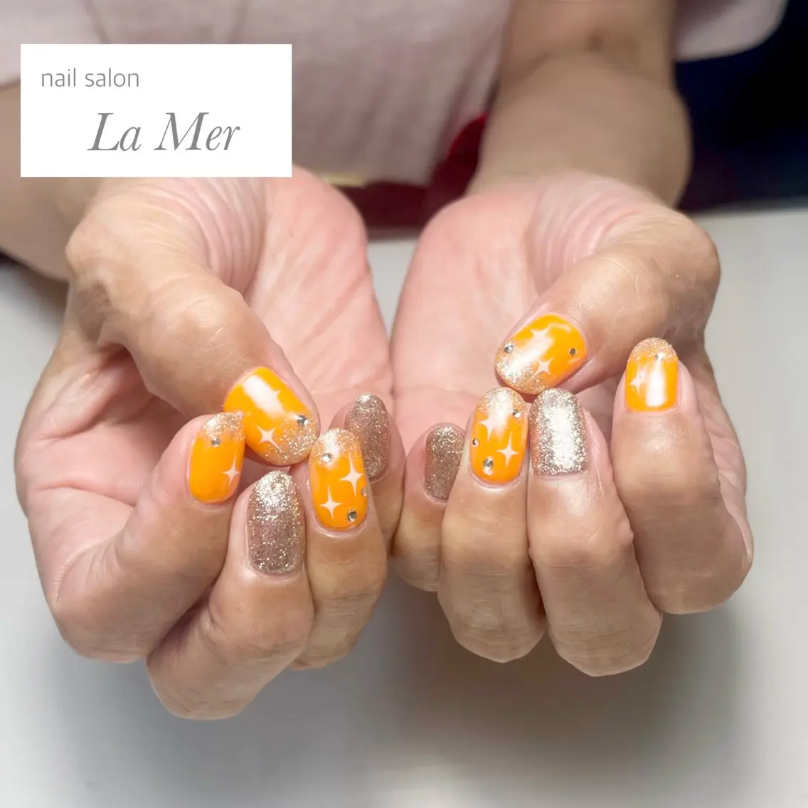 ネイル フラッシュネイル グラデーション キラキラネイル 韓国ネイル オフィスネイル ハンドネイル nailsalon La Merのネイルデザイン