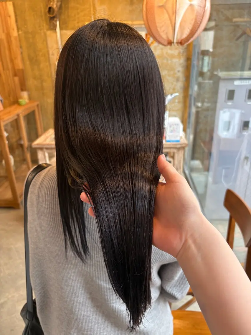 ロング くせ毛 縮毛矯正 トリートメント 柳瀬 和香奈のヘアスタイル