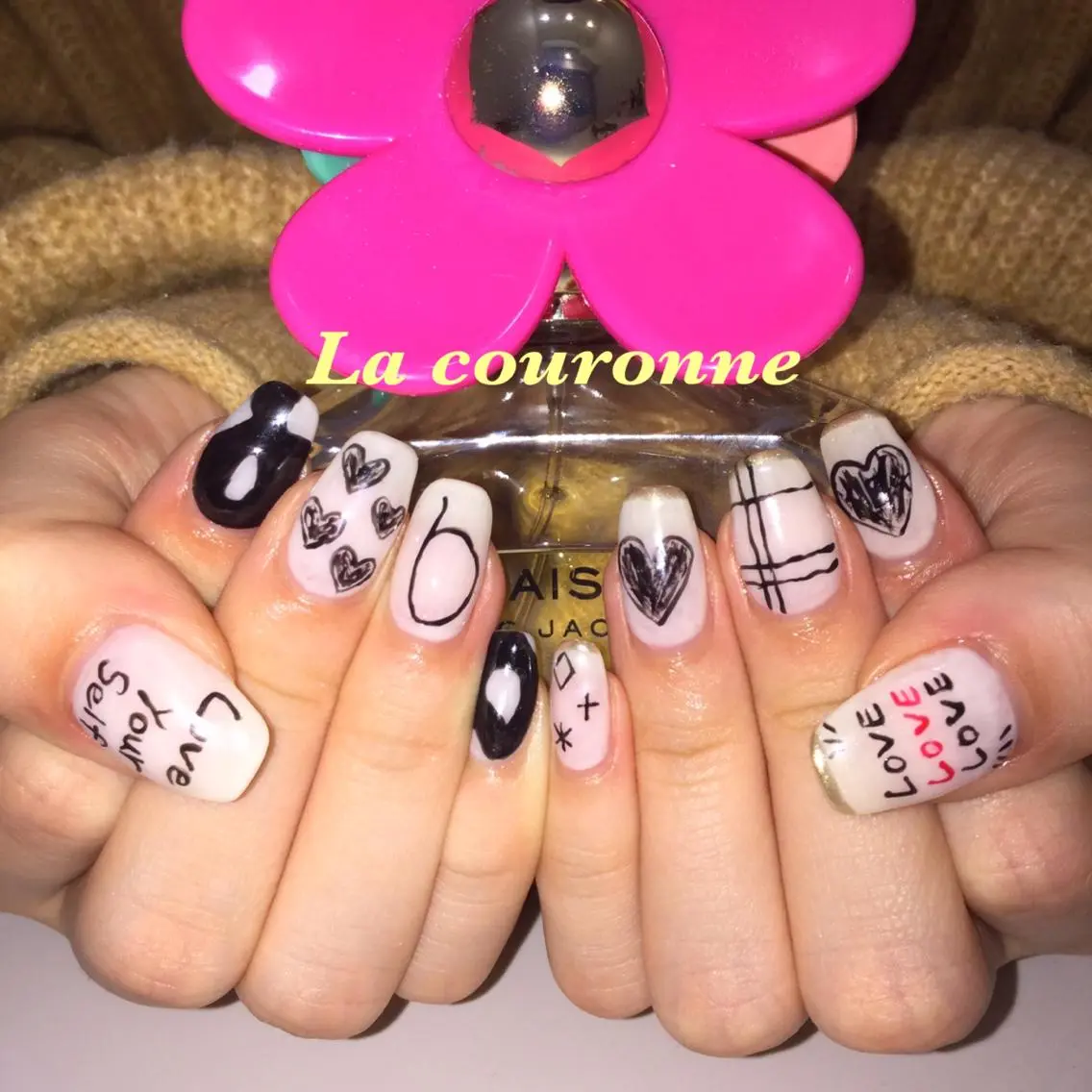 ネイル ハンドネイル Lacouronne NATSUMIのネイルデザイン