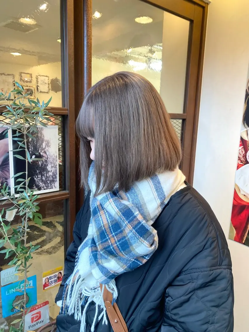 ショート カラー ベージュカラー ブリーチ ウチダ ユウヤのヘアスタイル