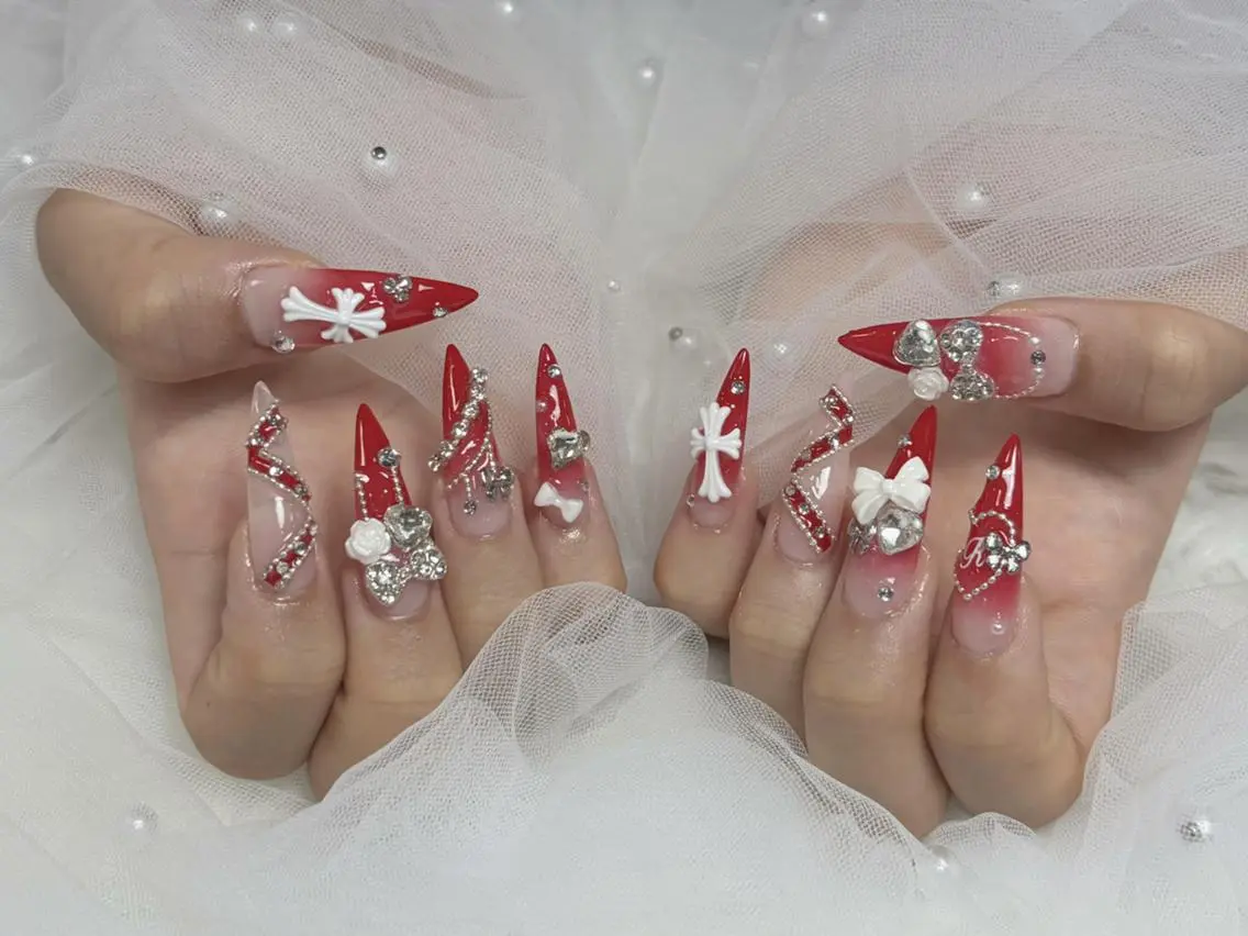 ネイル 韓国ネイル マグネットネイル 持ち込み ニュアンスネイル シンプルネイル ハンドネイル Huyn Nail Shinjyukuのネイルデザイン