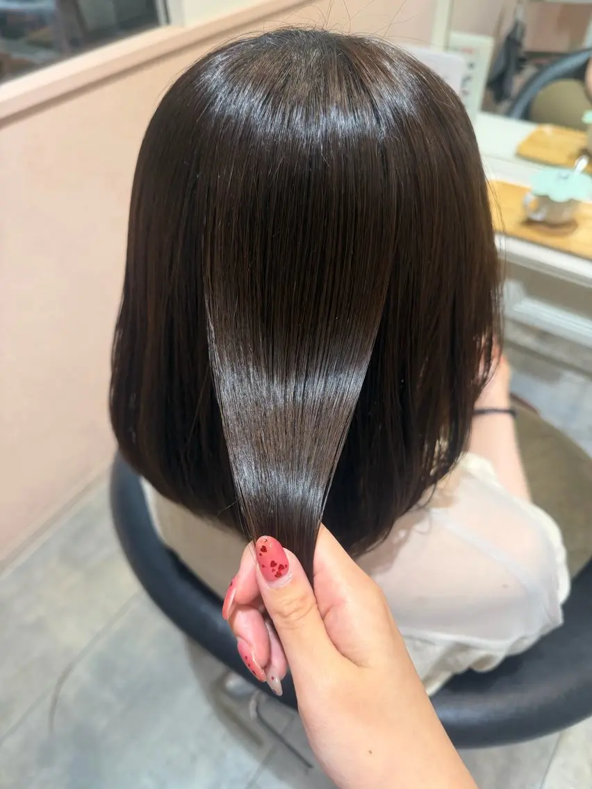 ミディアム カット 縮毛矯正 トリートメント レイヤー/インナー 髪質改善/まなかのヘアスタイル