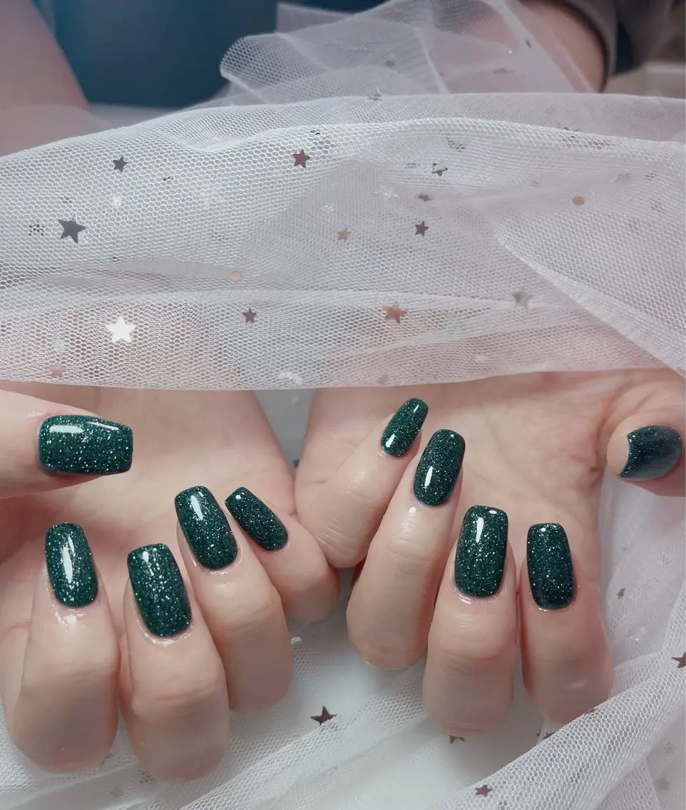 ネイル オーロラネイル 長さ出し フットネイル 韓国ネイル ラメ(グリッター) 👍thumbs up nail👍のネイルデザイン