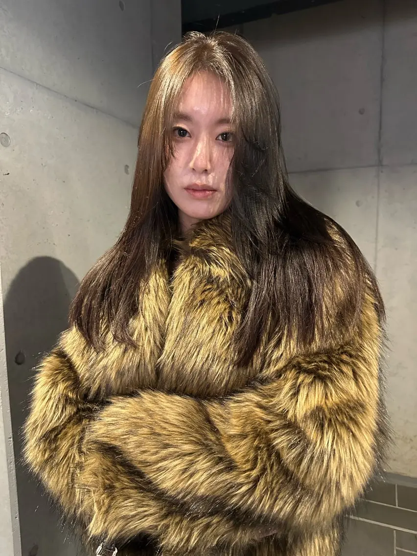ロング カラー 顔まわりレイヤー ハッシュカット レイヤーカット ウルフカット カット ヘアカラー 似合わせウルフ/ レイヤー/山本祐輔のヘアスタイル