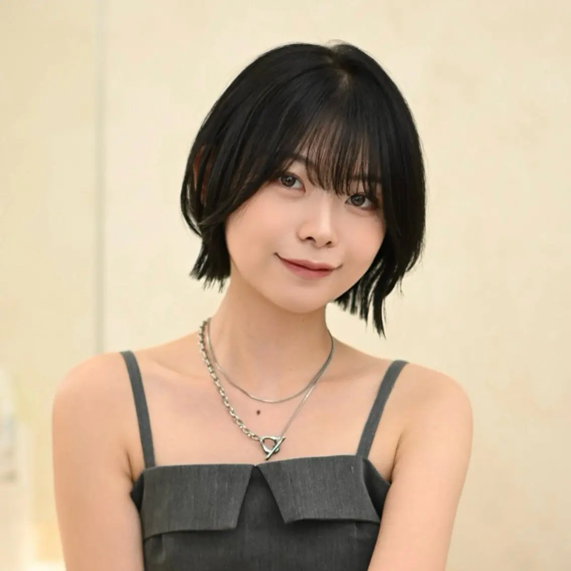ショート カラー 黒髪 ボブ 小顔カット カット ヘアカラー 垢抜け美容師✨/ えばらひではるのヘアスタイル