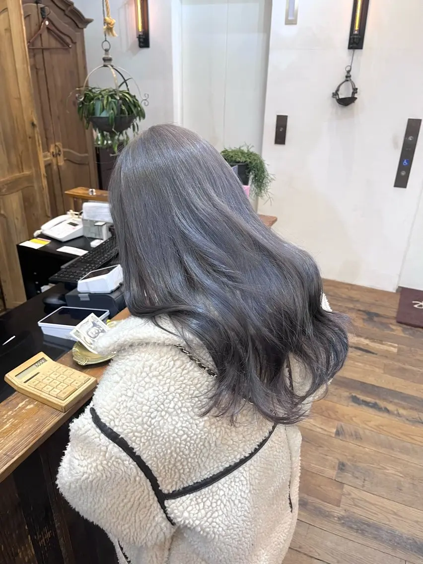 ロング rena/レイヤー /顔まわりのヘアスタイル