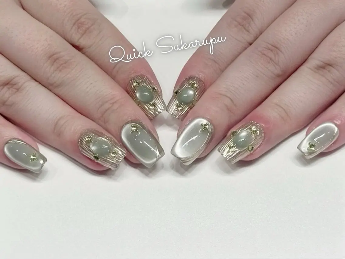ミディアム ハンドネイル Quick Sukarupuのネイルデザイン