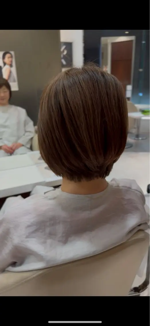 ショート くびれヘア レナークアリア 梅津美憂のヘアスタイル