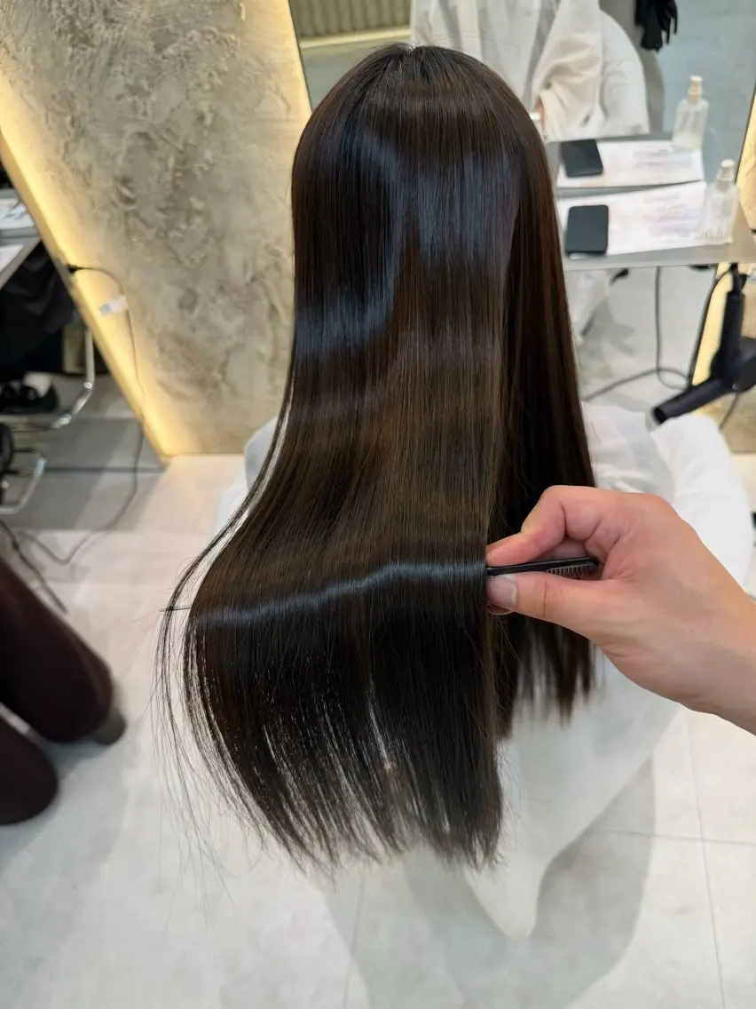 セミロング 縮毛矯正 カット 縮毛矯正 トリートメント 透明感カラー 韓国ヘア本郷のヘアスタイル