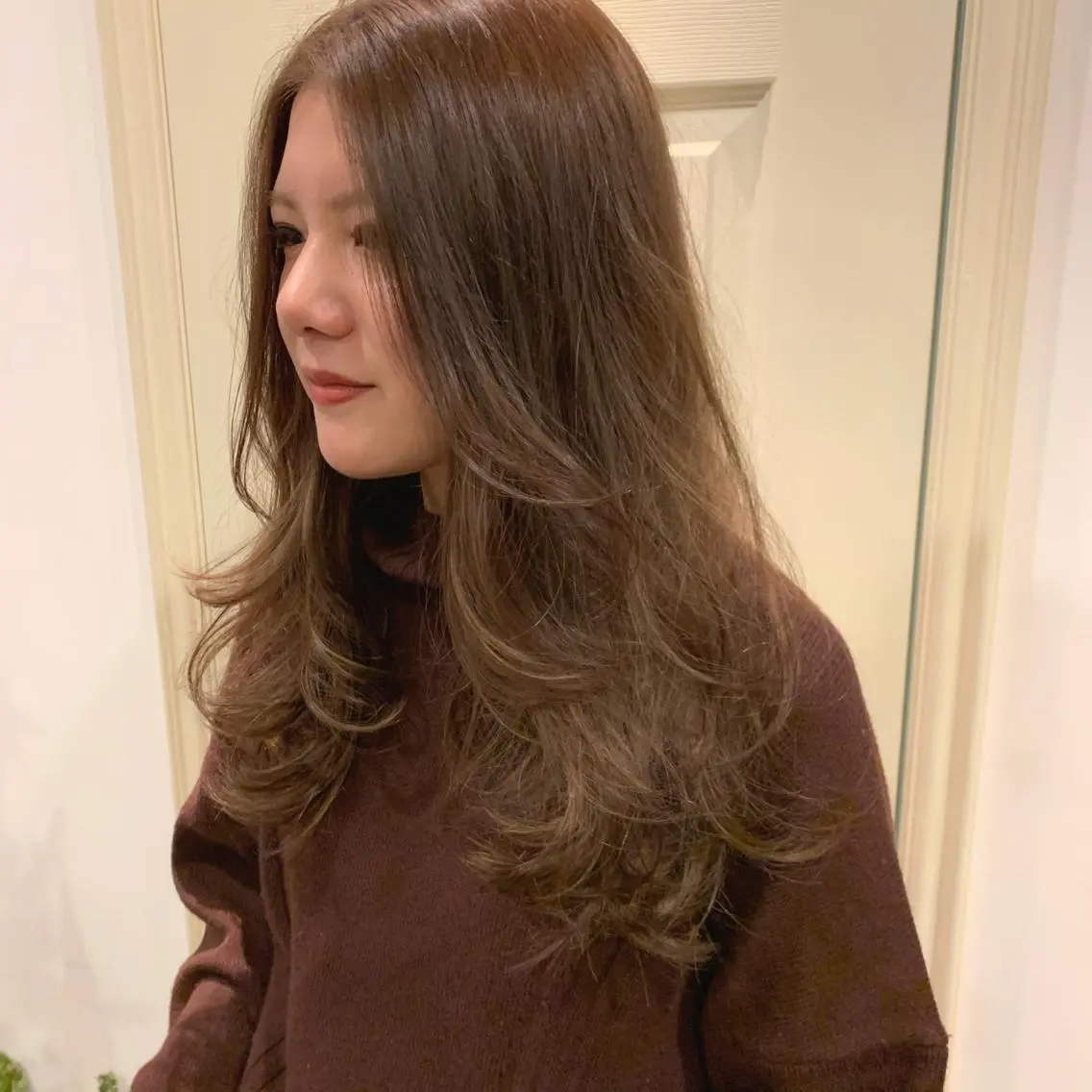 ロング カラー hubhair レイヤー/透明感のヘアスタイル
