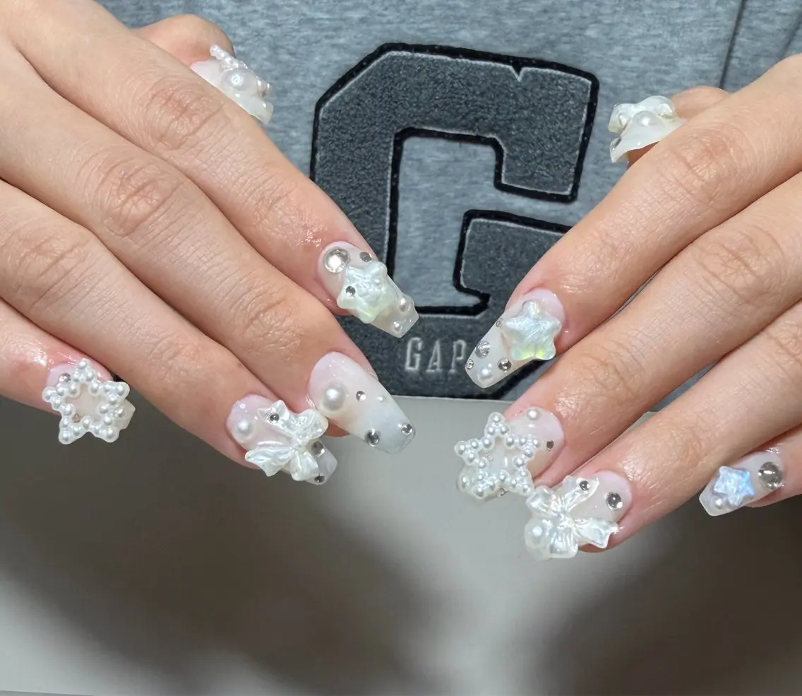 ネイル ハンドネイル 🍑 momo_nailのネイルデザイン