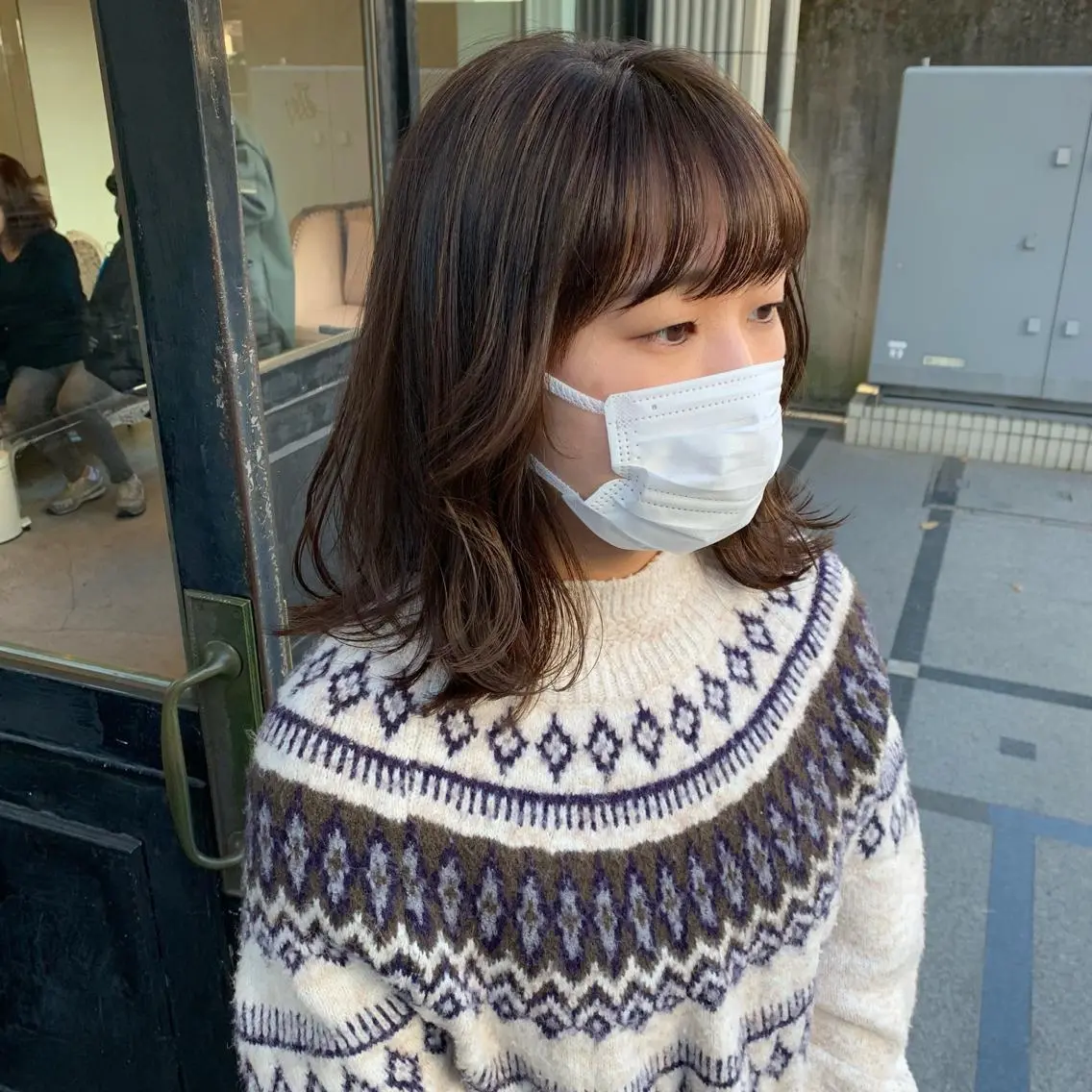 ミディアム カラー カット ヘアカラー SAKINO ベージュカラーのヘアスタイル