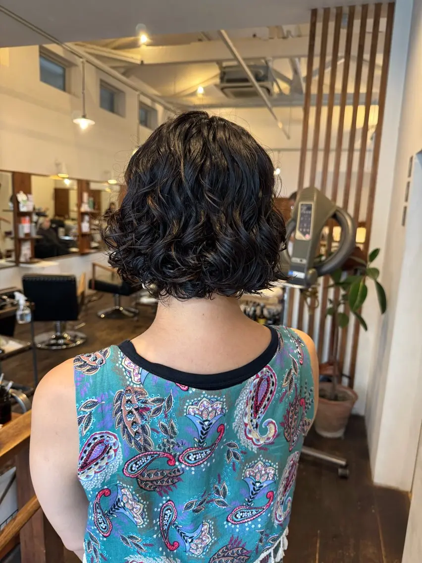 ミディアム カット パーマ MOK大阪梅田店 Asahiのヘアスタイル