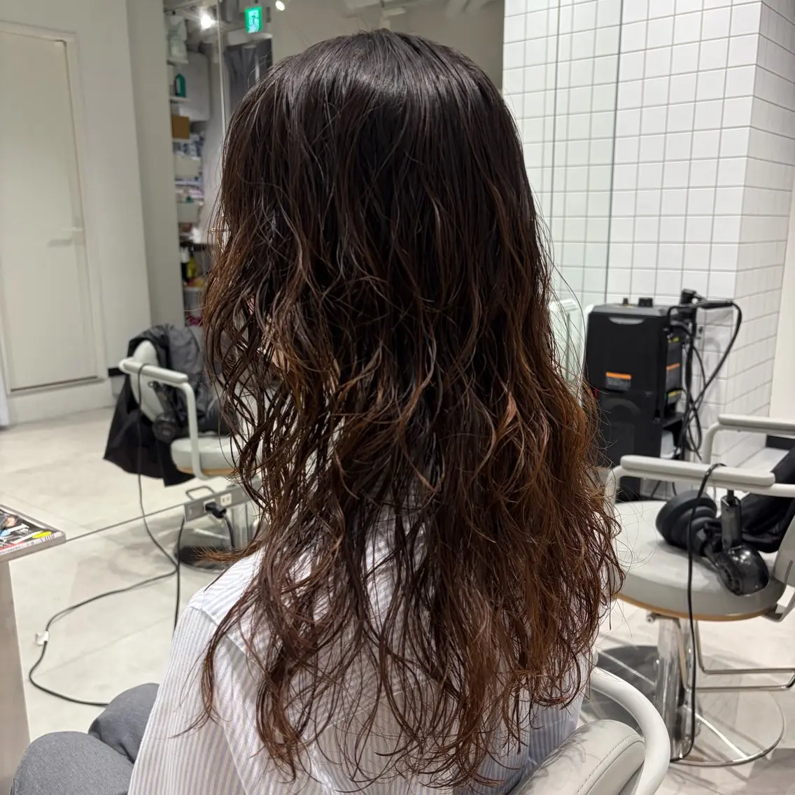 ロング パーマ カット パーマ HARUHI 銀座 美容師౨ৎ⋆˚のヘアスタイル