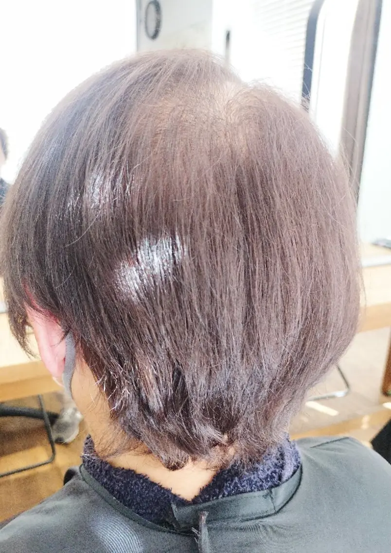 ショート ヘアカラー ほんま ひろみのヘアスタイル