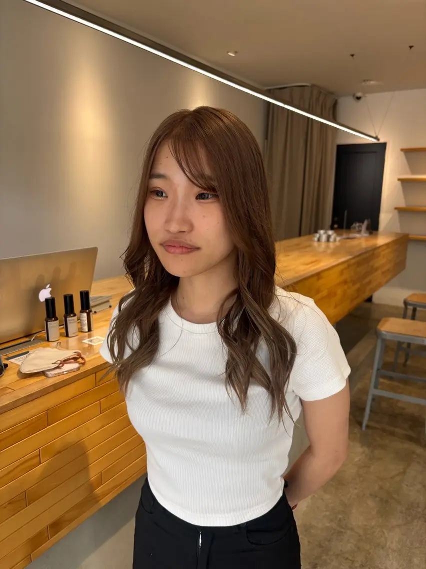 セミロング カラー ベージュカラー ミルクティーベージュ NAVY/ Miharuのヘアスタイル