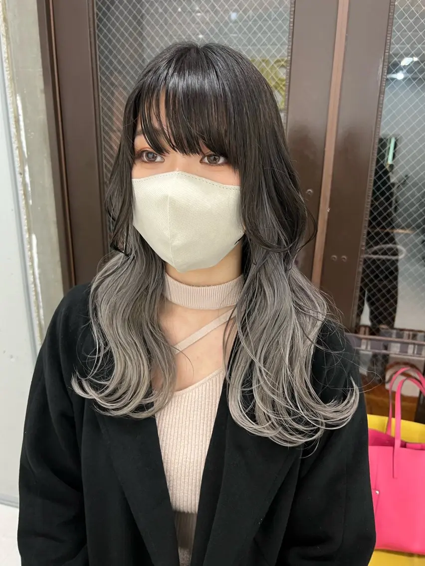 ロング カラー ブリーチ TOMOYA/ ショート、レイヤーのヘアスタイル